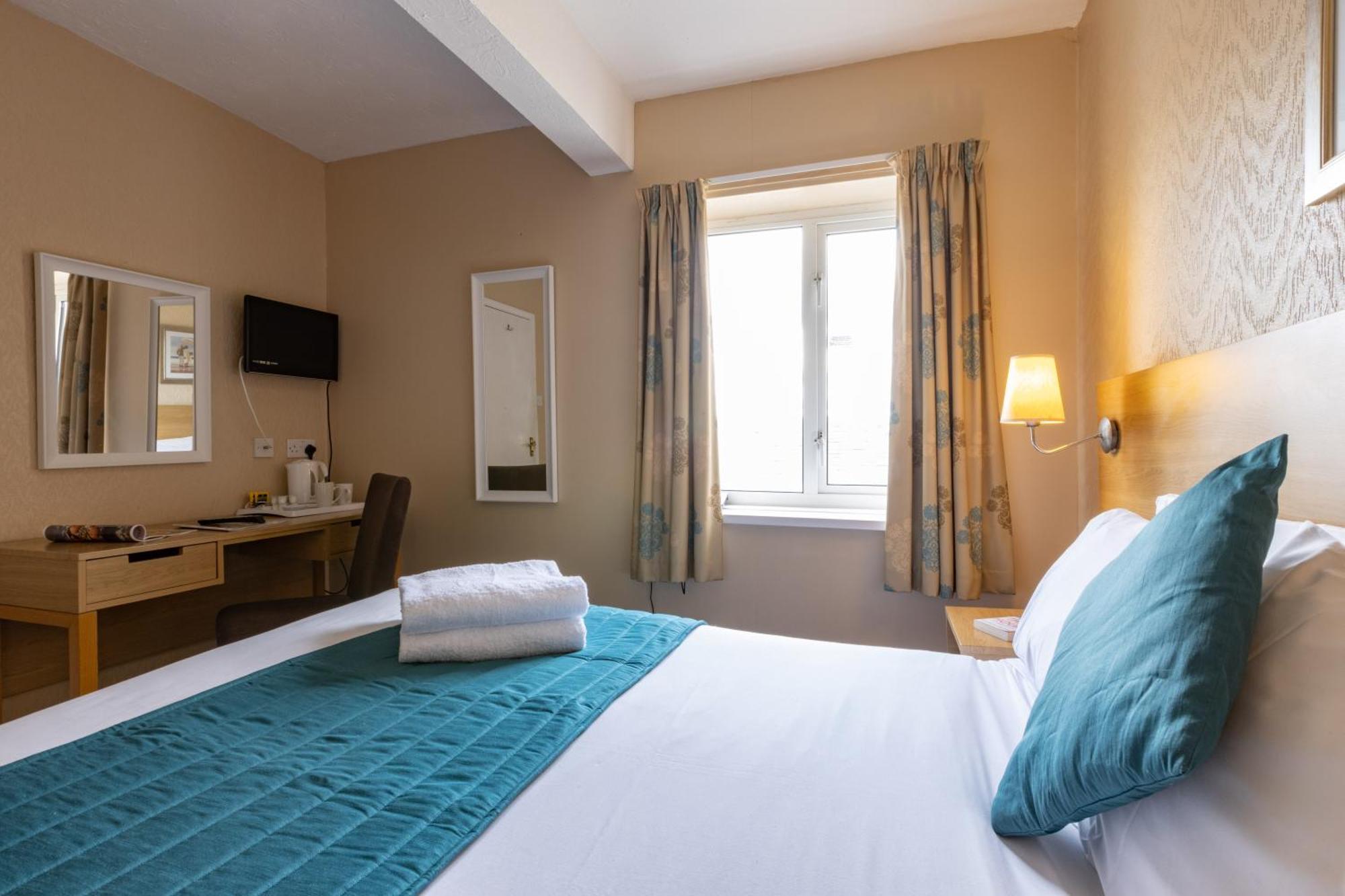 The Esplanade Hotel By Compass Hospitality Paignton Exteriör bild